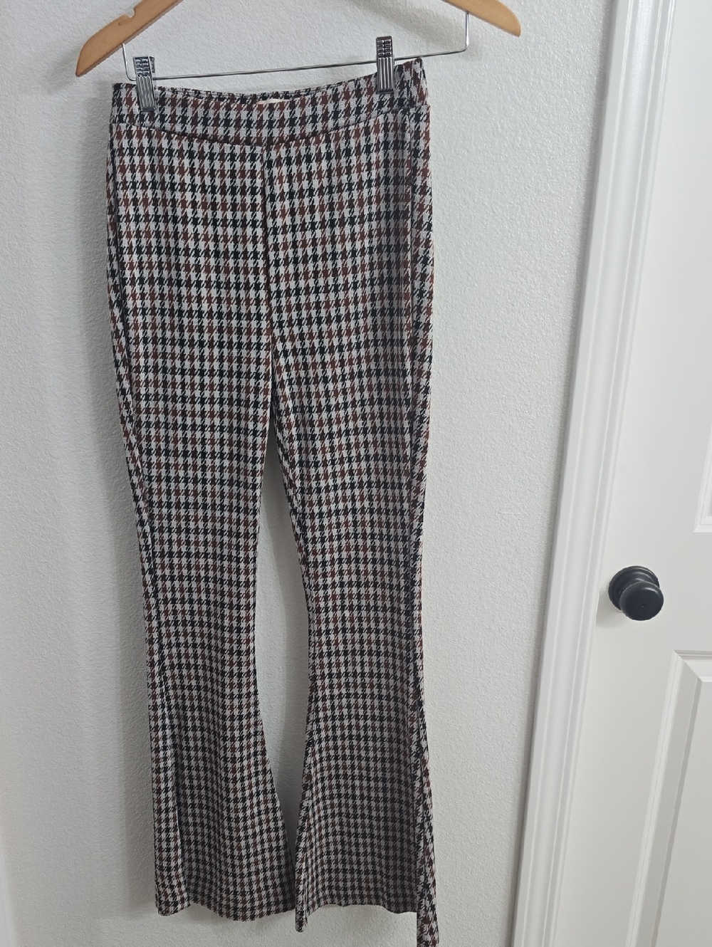 SO Houndstooth Trousers in Black, White & Brown